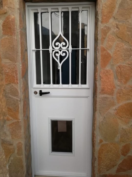 Puertas de cocina. - Cerrajeria Fornell Morales